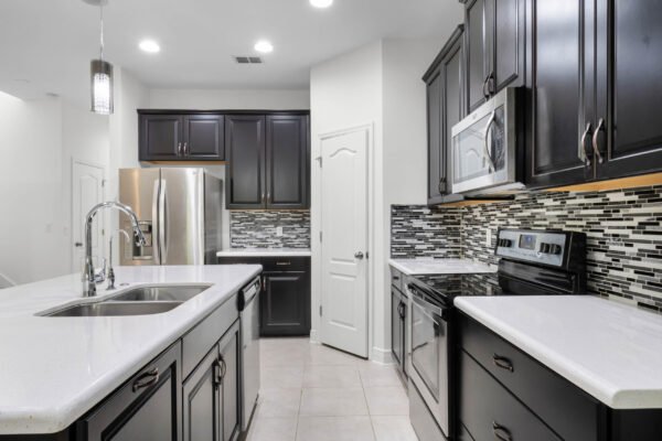 5758-mangrove-cove-avenue-winter-garden-fl-34787-16-scaled-600x400