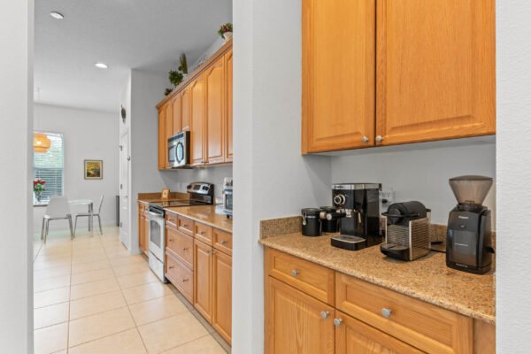 12737-bideford-avenue-windermere-fl-34786-12-scaled-600x400