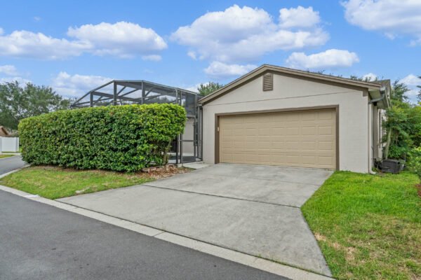 12737-bideford-avenue-windermere-fl-34786-40-scaled-600x400