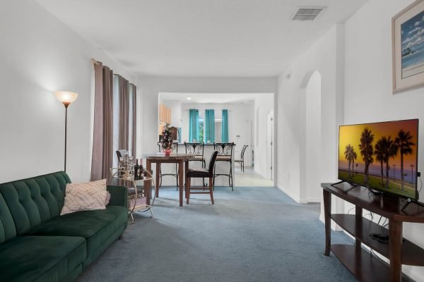 5209-segari-way-windermere-fl-34786-17-scaled-600x400-1