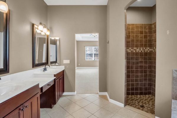 12990-islamorada-drive-orlando-fl-32837-14-scaled-600x400-1