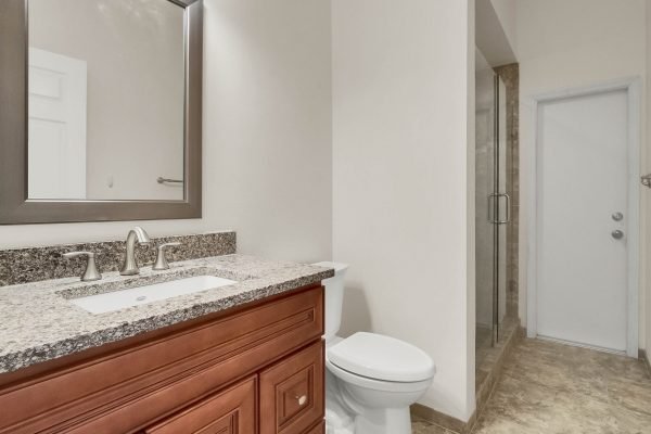 8209-diamond-cove-circle-orlando-fl-32836-17-scaled-600x400-1