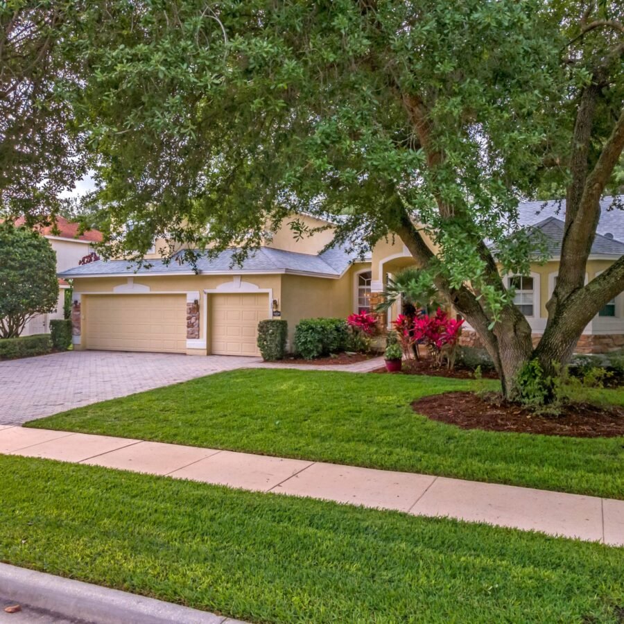 13938-zephermoor-lane-winter-garden-fl-34787-03-scaled-1-900x900 13938-zephermoor-lane-winter-garden-fl-34787-03-scaled-1-900x900