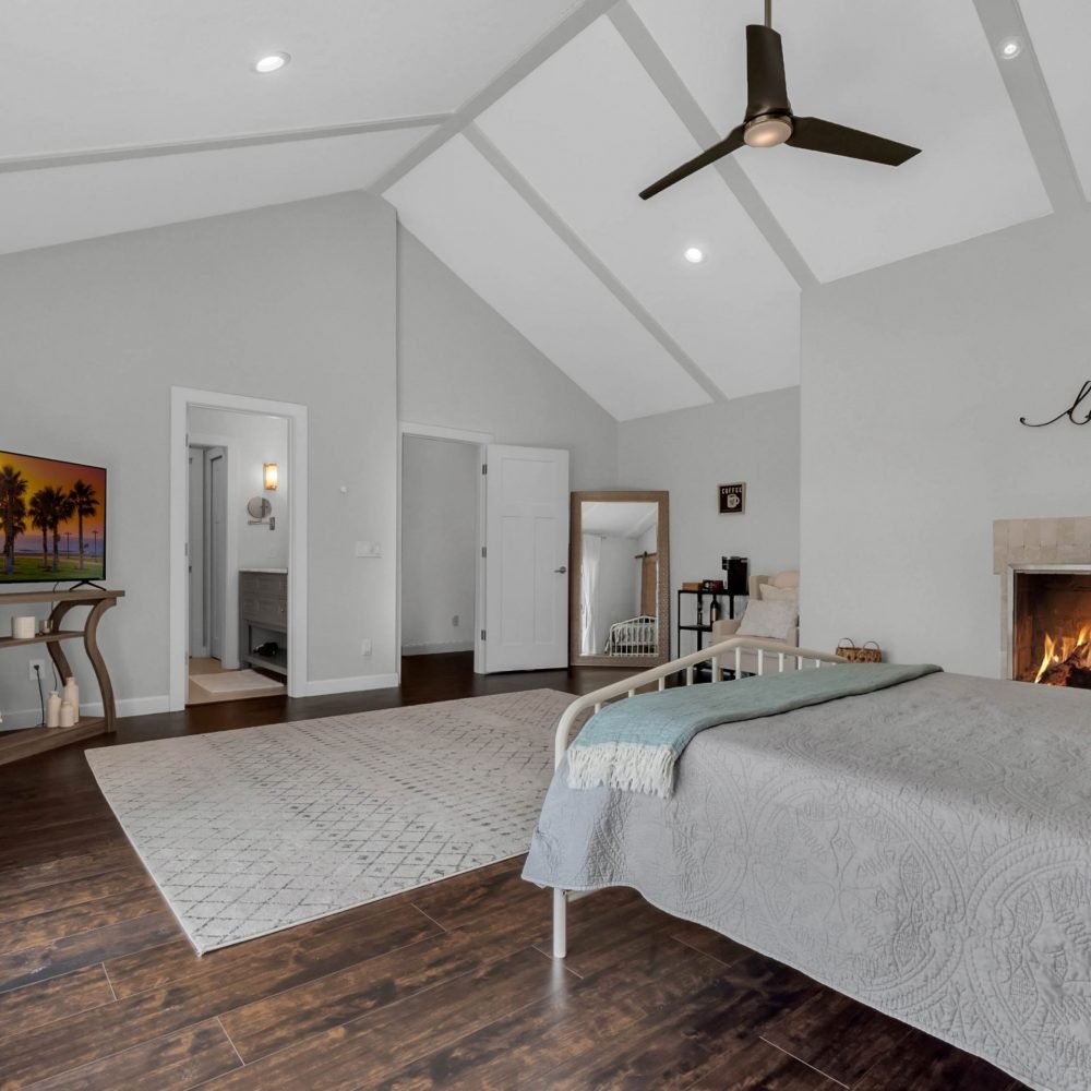 1350-crescent-lake-drive-windermere-fl-34786-07-scaled-1000x1000-1