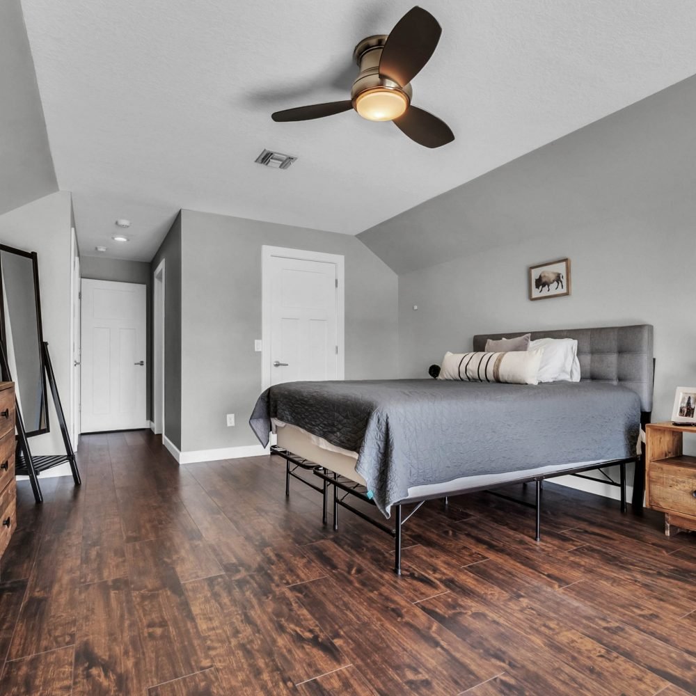 1350-crescent-lake-drive-windermere-fl-34786-28-scaled-1000x1000-1