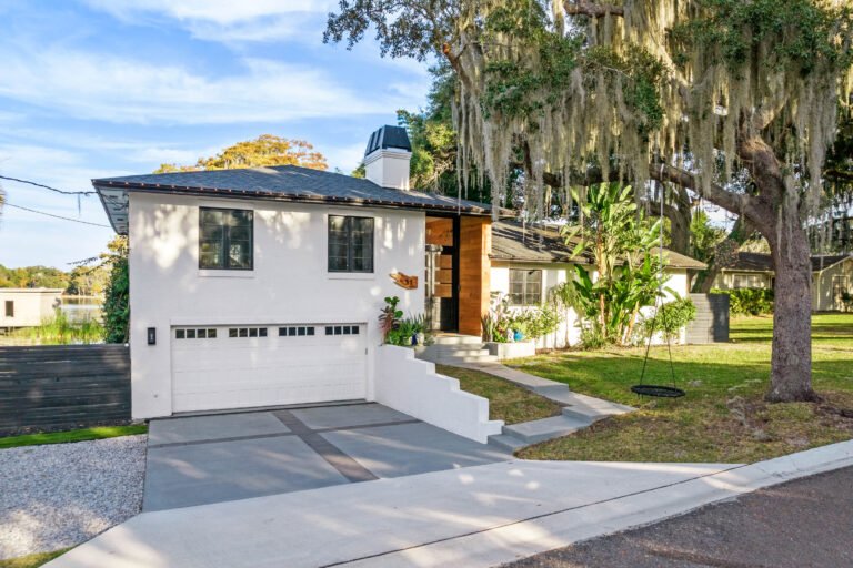 beds, pine street windermere fl
