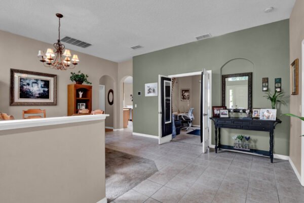 1910-black-lake-boulevard-winter-garden-fl-34787-17-scaled-600x400