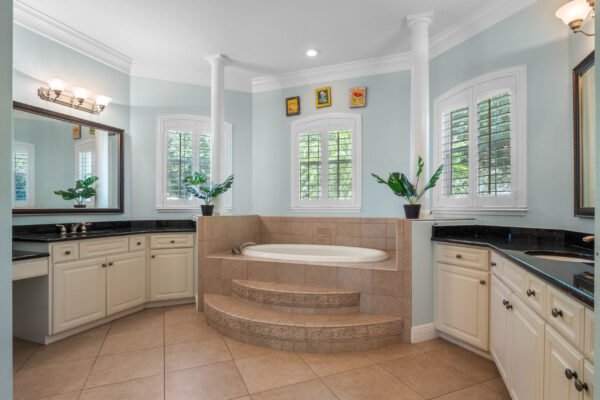 12848-jacob-grace-court-windermere-fl-34786-16-scaled-600x400