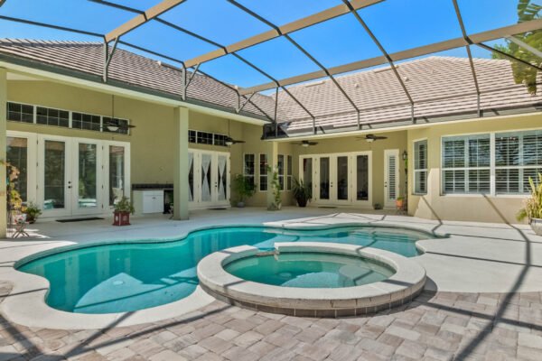 12848-jacob-grace-court-windermere-fl-34786-58-scaled-600x400