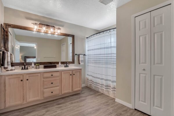 15321-harrowgate-way-winter-garden-fl-34787-06-scaled-600x400