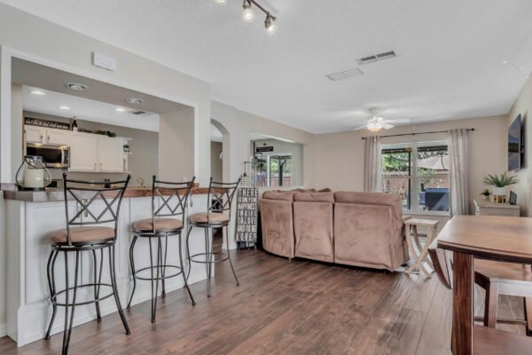 15321-harrowgate-way-winter-garden-fl-34787-16-scaled-600x400