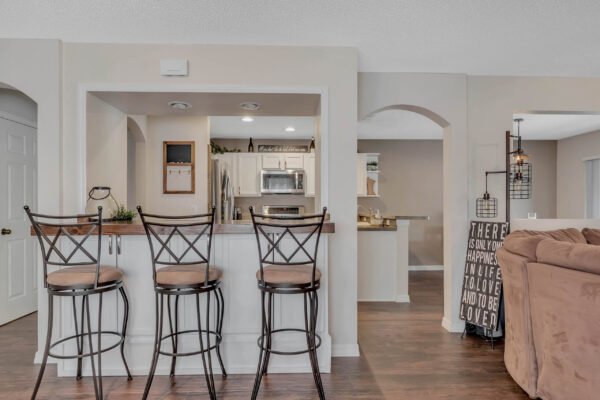 15321-harrowgate-way-winter-garden-fl-34787-19-scaled-600x400