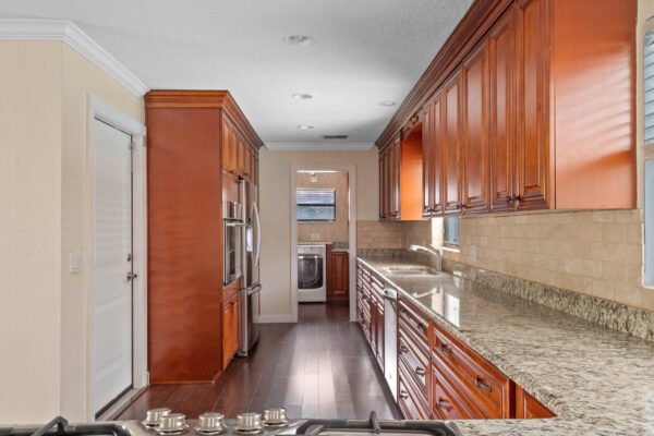 6526-sawyer-shores-lane-windermere-fl-34786-11--scaled