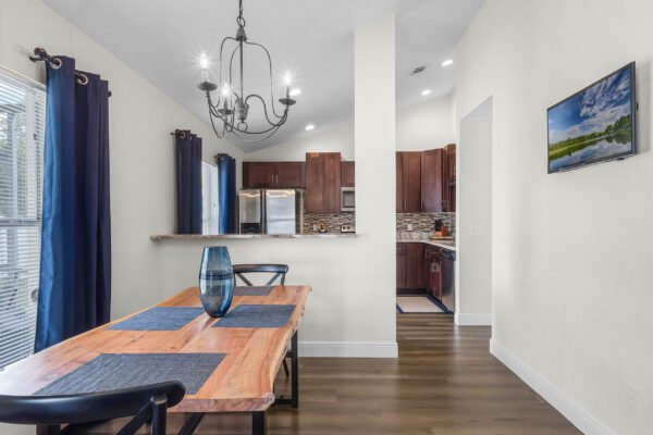 2835-bolton-bend-orlando-fl-32817-18-scaled