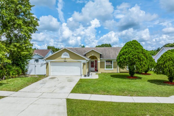 2835-bolton-bend-orlando-fl-32817-30-scaled