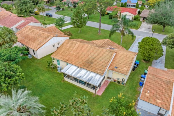 10409-jutland-court-orlando-fl-32821-8--scaled