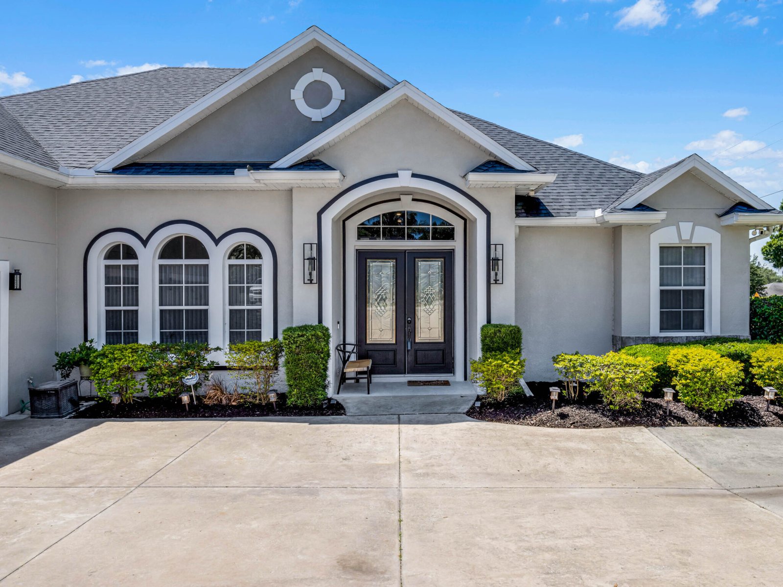 offered for sale by the original owner ! custom built home meticulously cared for and loved with newer roof on large corner lot, lake valley drive clermont fl