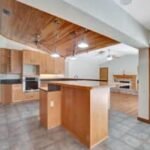#gallery-1 { margin: auto; } #gallery-1, thumbnail