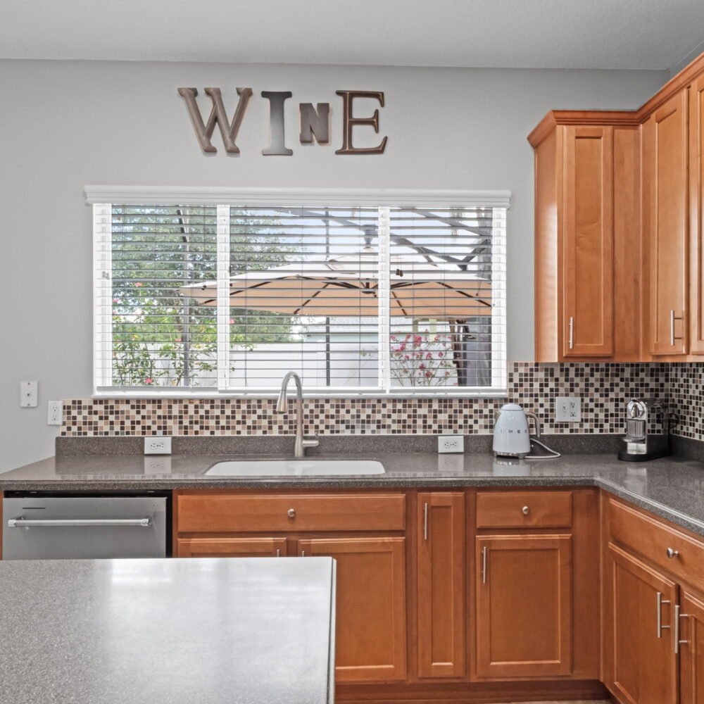 25-web-or-mls-16204 St Augustine St-Clermont, FL 34714 - 16