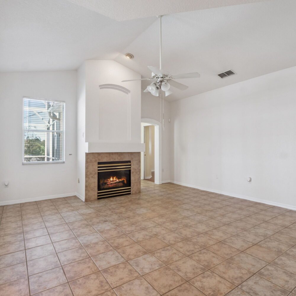 26-web-or-mls-808_High_Pointe_Cir__Minneola__FL_34715-18523_P1617699