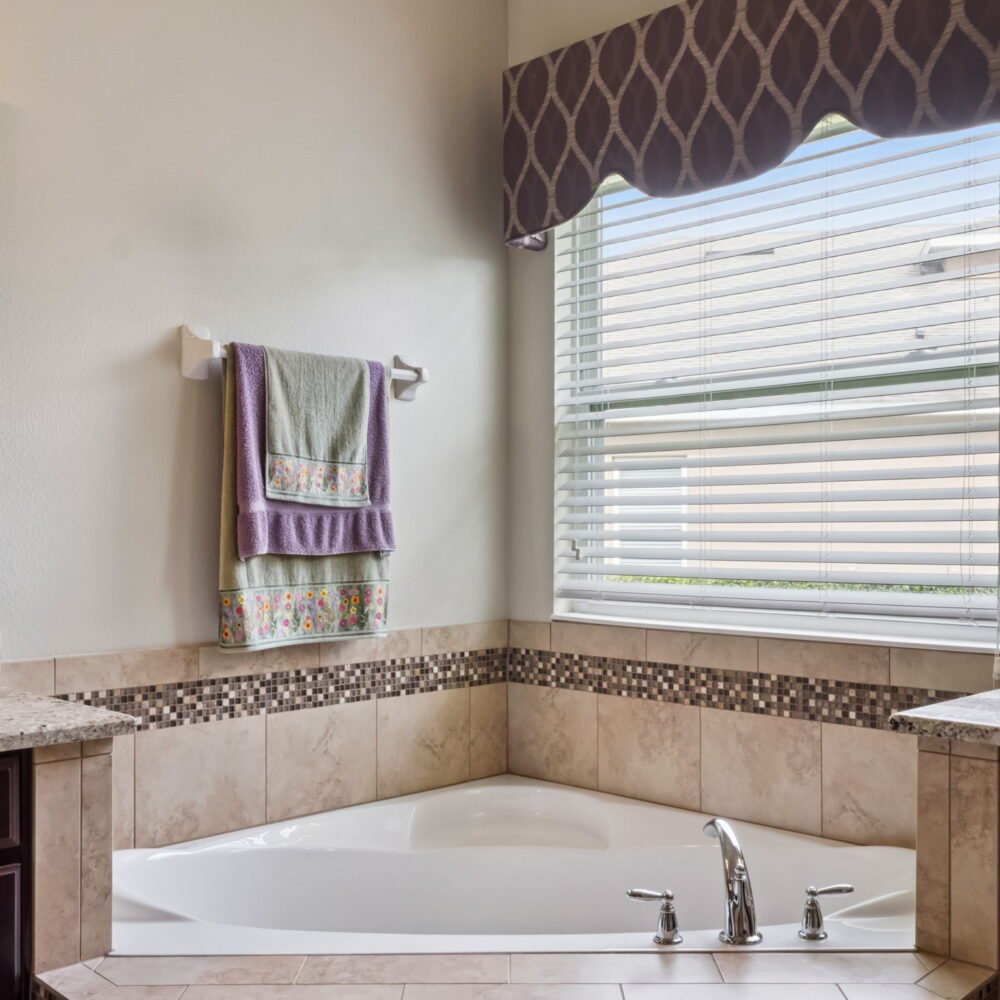 33-web-or-mls-15402_Sandfield_Loop__Winter_Garden__FL_34787-18250_P1596439