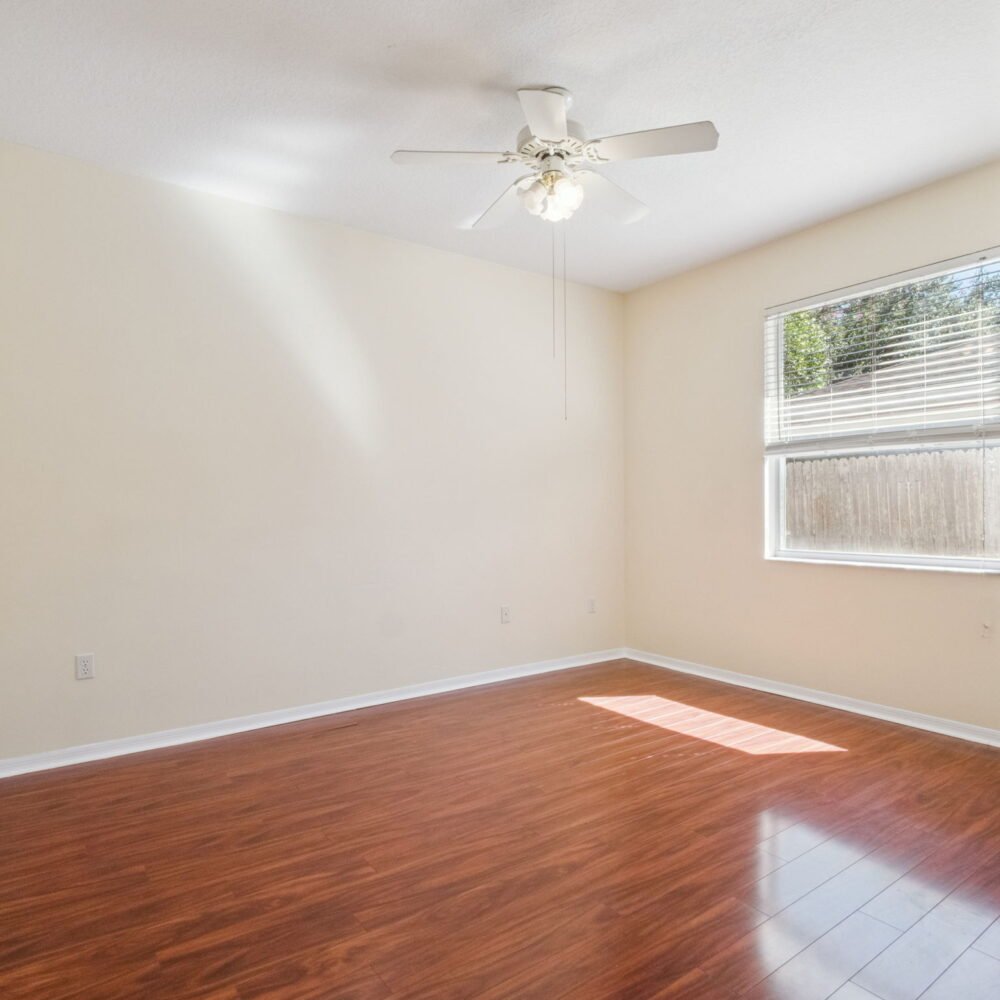 33-web-or-mls-808_High_Pointe_Cir__Minneola__FL_34715-18523_P1617649