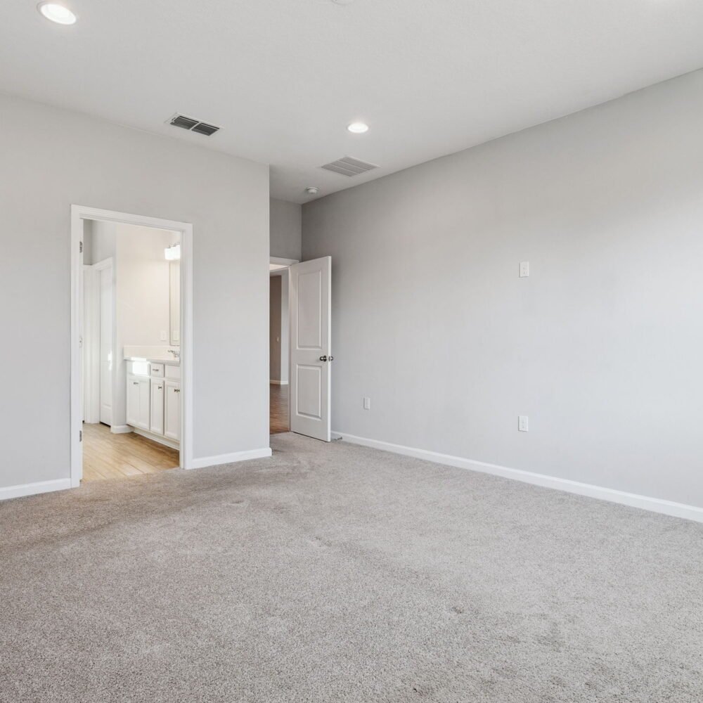 22-web-or-mls-4614_Cragmere_Lp__Clermont__FL_34714_DNP_2214
